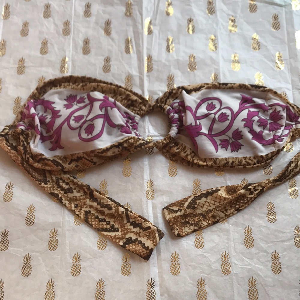NWOT CIA Marítima snakeskin bandeau swim top
